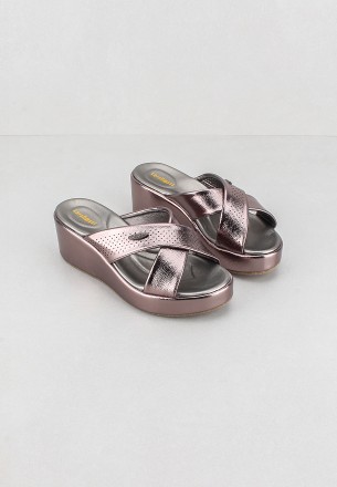 Lararossi Women Slippers Metallic