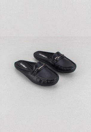 Lararossi Women Slippers Black