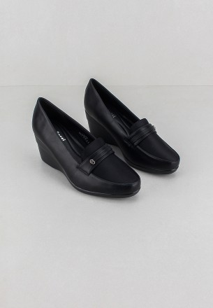 Lararossi Women Slip Ons Black