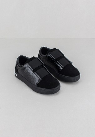 Meran Boys Slip Ons Black