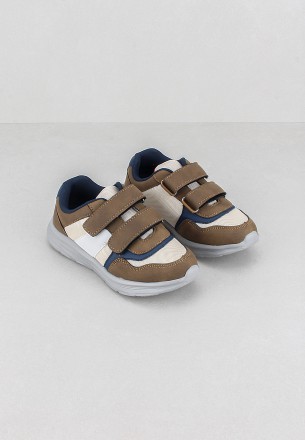 Meran Boys Casual Shoes