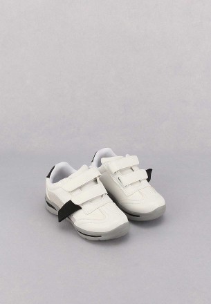 Meran Kids Casual Shoes White