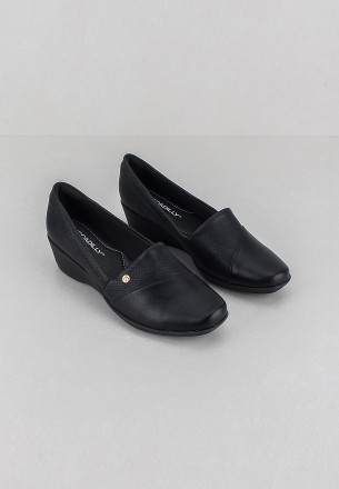 Piccadilly Women Slip Ons Black