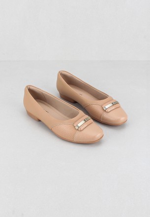 Piccadilly Women Slip Ons Light Brown