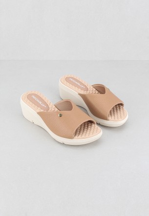 Piccadilly Women Slippers Light Brown