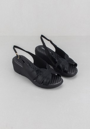 Piccadilly Women Sandal Black