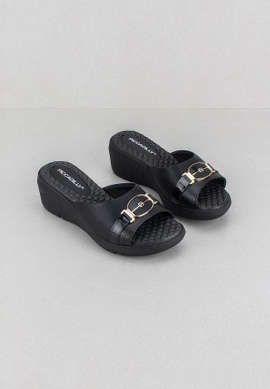 Piccadilly Women Slippers Black