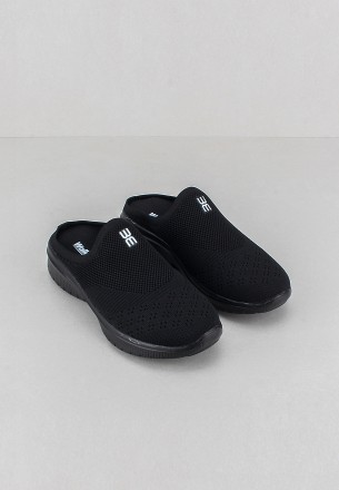 Walkmat Women Slip Ons Black