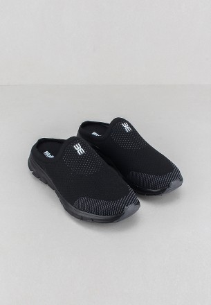 Walkmat Women Slip Ons Black